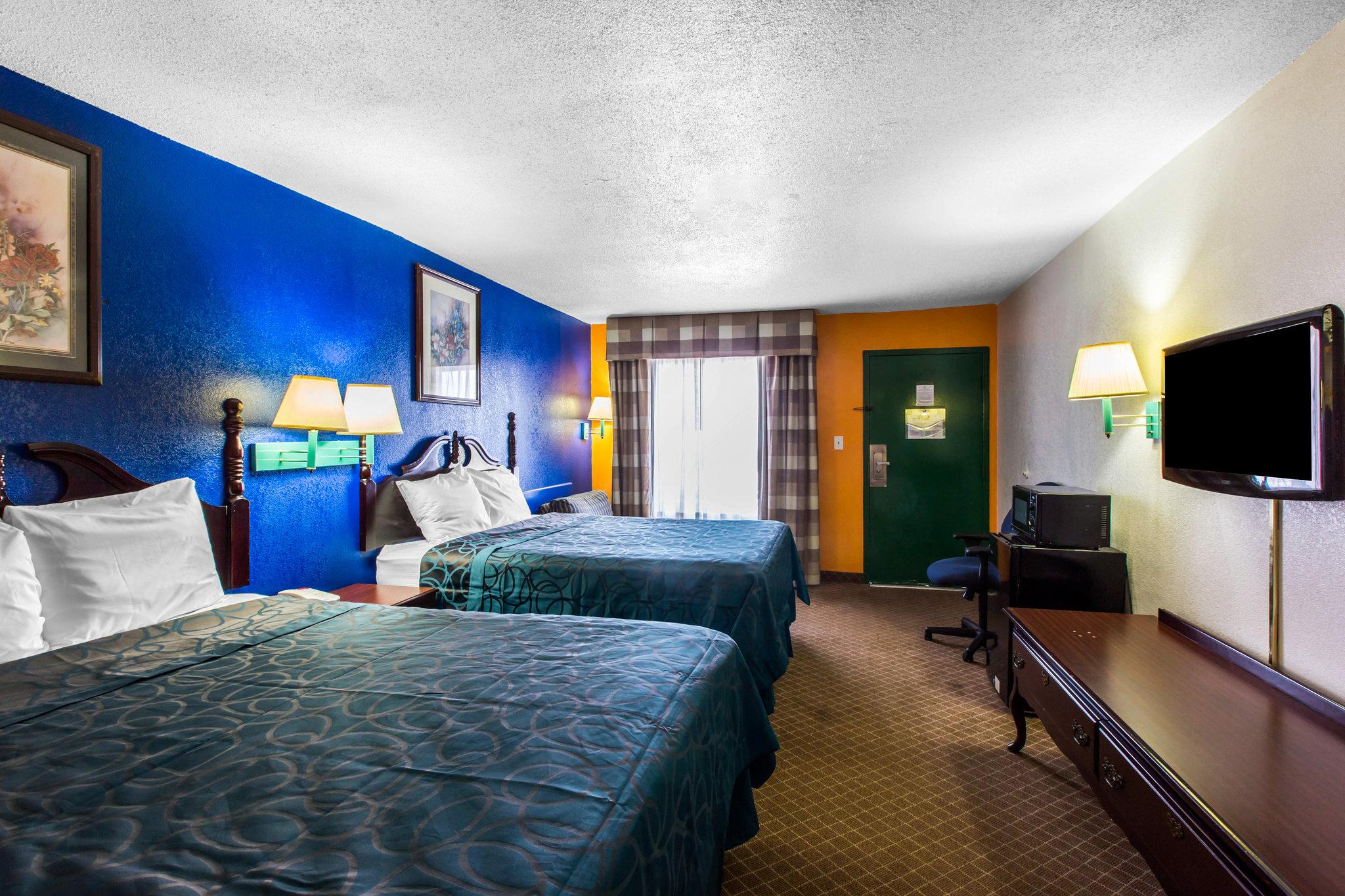 Econo Lodge Inn & Suites Macon Exterior photo