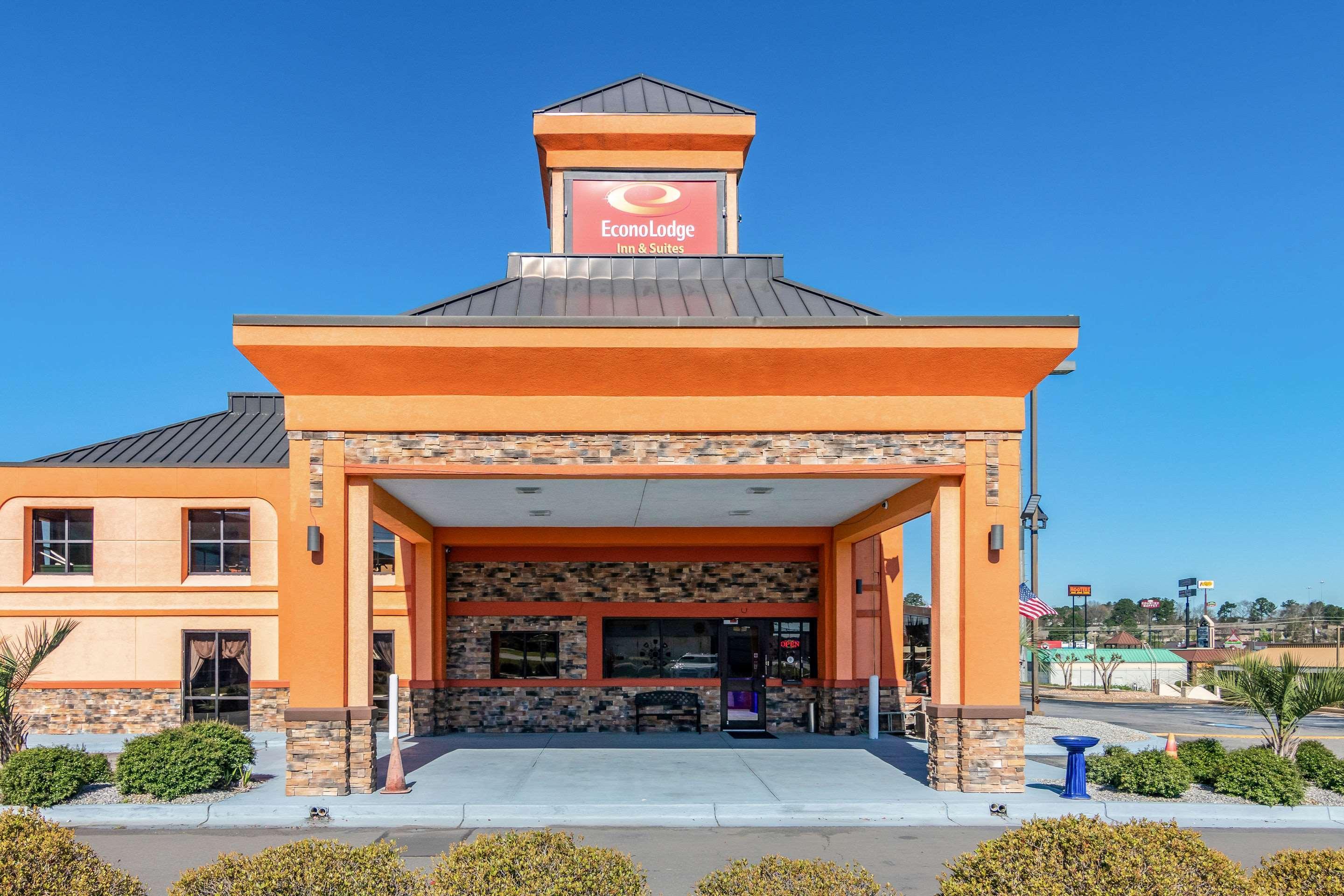Econo Lodge Inn & Suites Macon Exterior photo